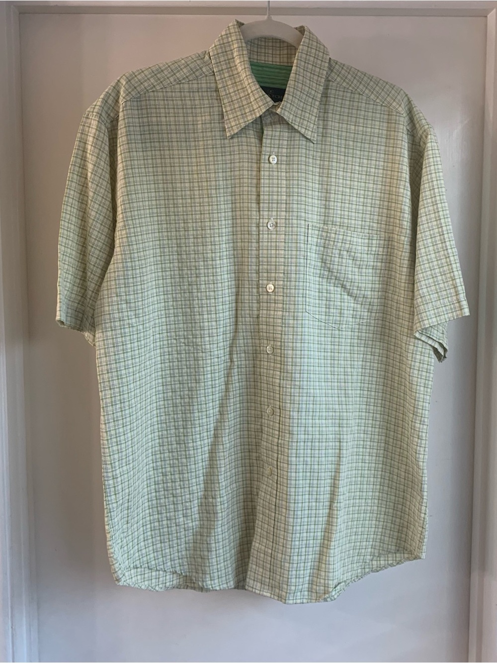 Bugatchi Men's Striped Yellow Button up Short Sleeves Shirt Size M